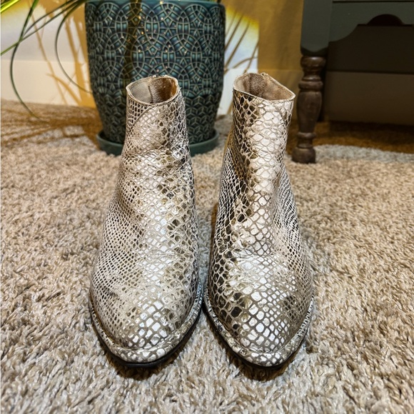Snakeskin Ankle Bootie - Picture 6 of 7